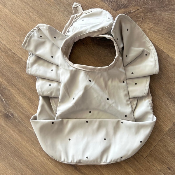 Waterproof frill bib