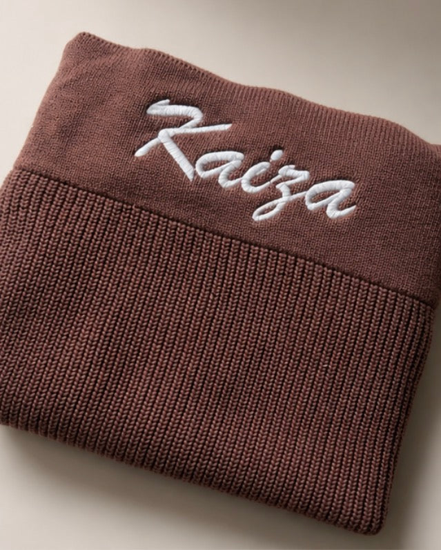 ‘Kaiza’ brown blanket