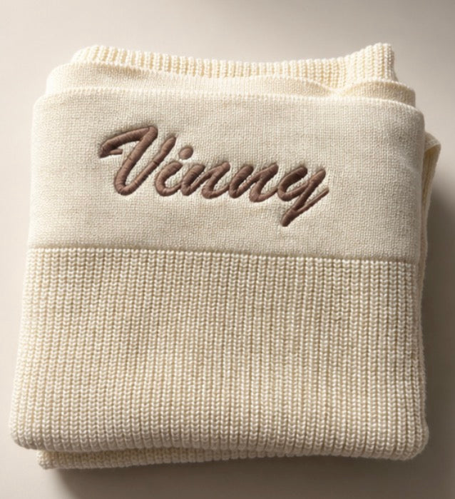‘Vinny’ cream blanket